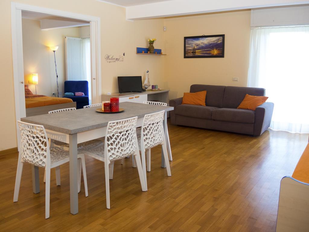 Collemare Apartment Pesaro Exterior photo